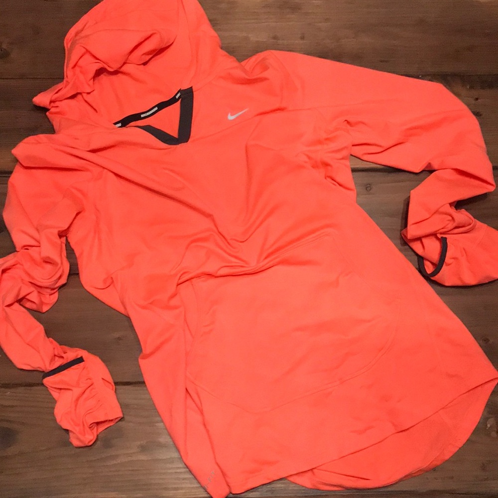 Nike running long sleeve shirt.